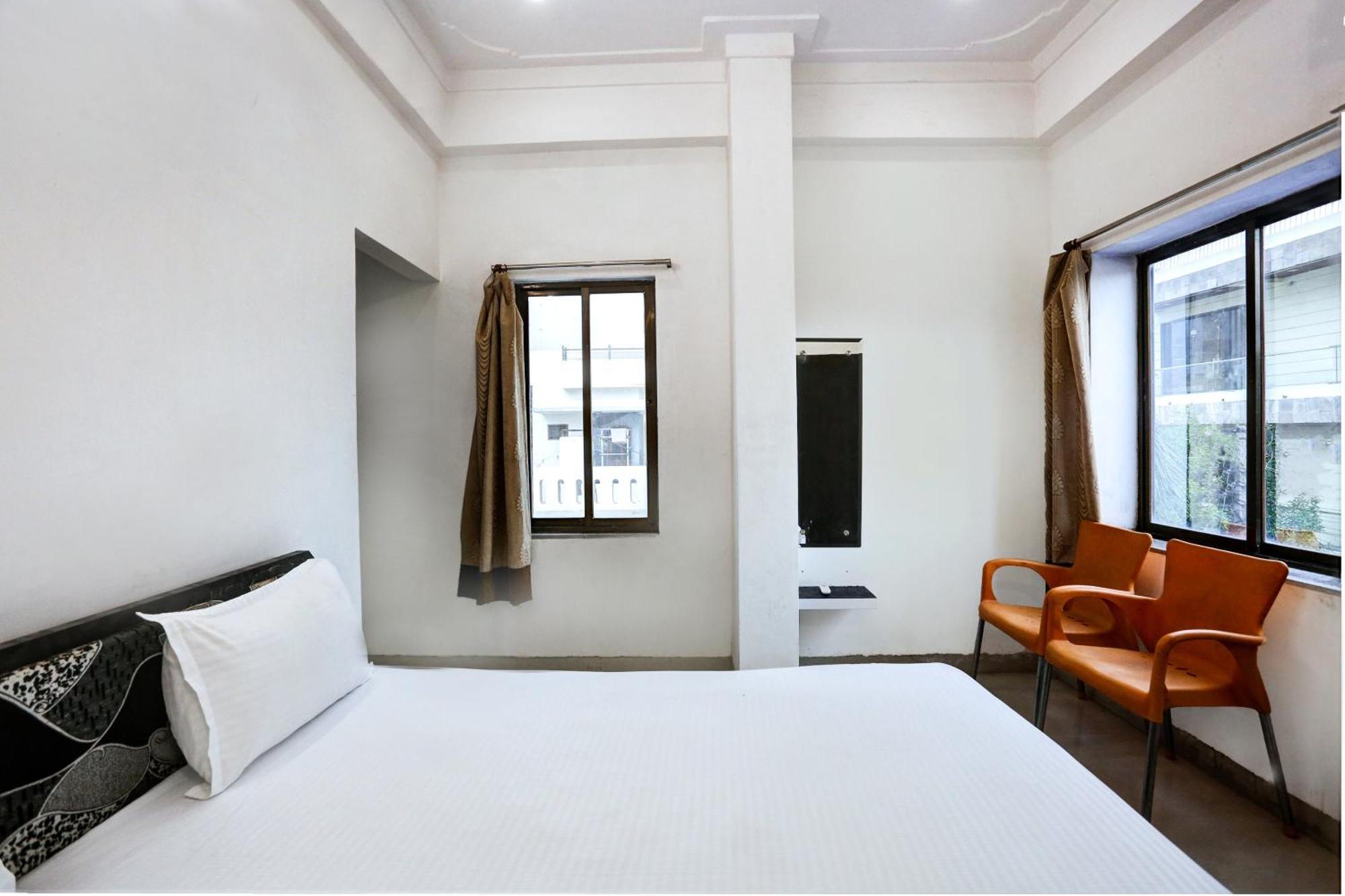 Super Hotel O Goverdhan Villa Udaipur Extérieur photo