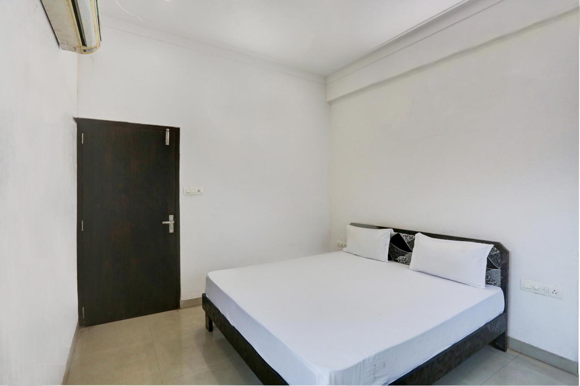 Super Hotel O Goverdhan Villa Udaipur Extérieur photo